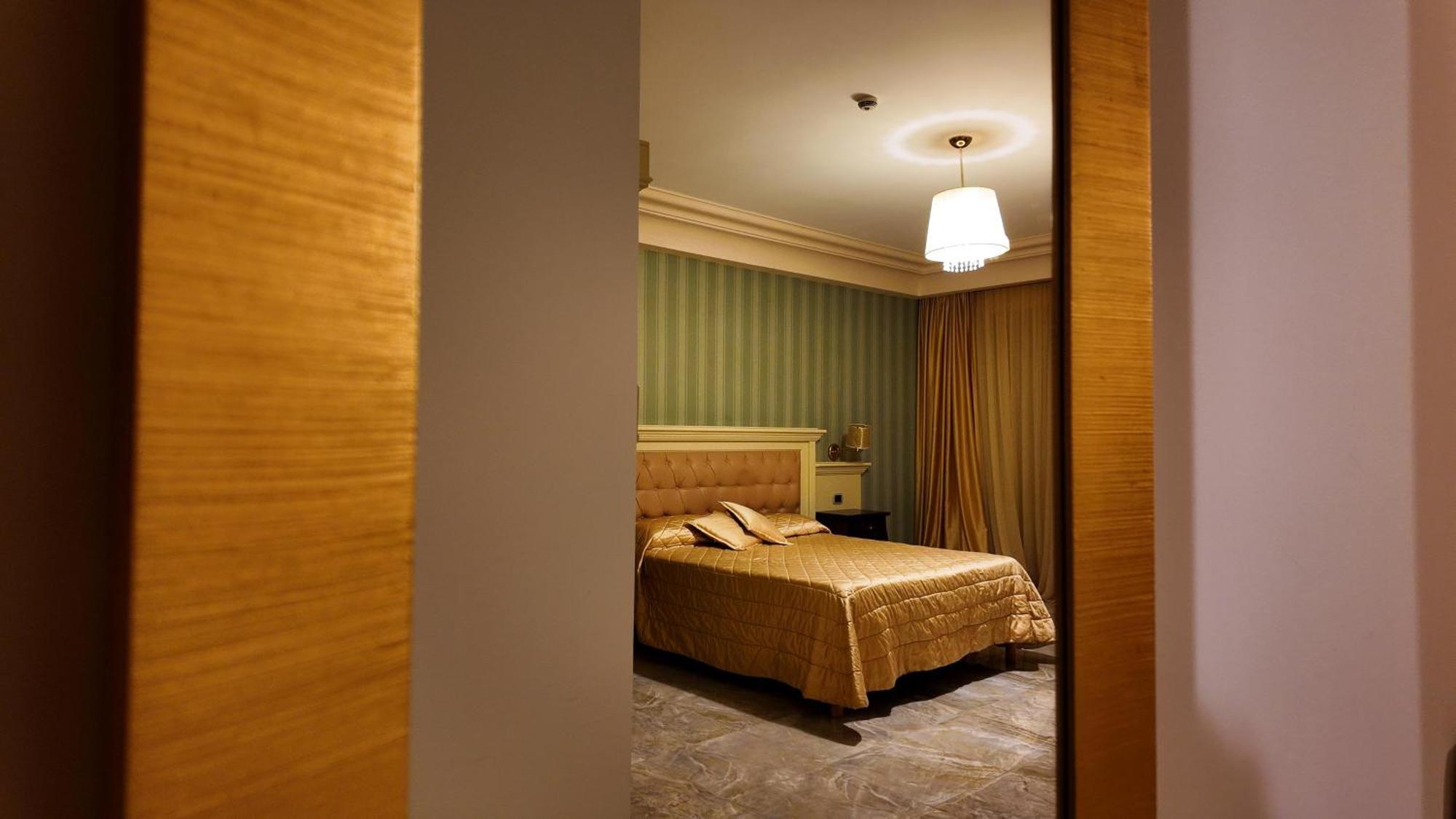 Regina Di Saba - Hotel Villa Per Ricevimenti Grottaminarda Eksteriør bilde